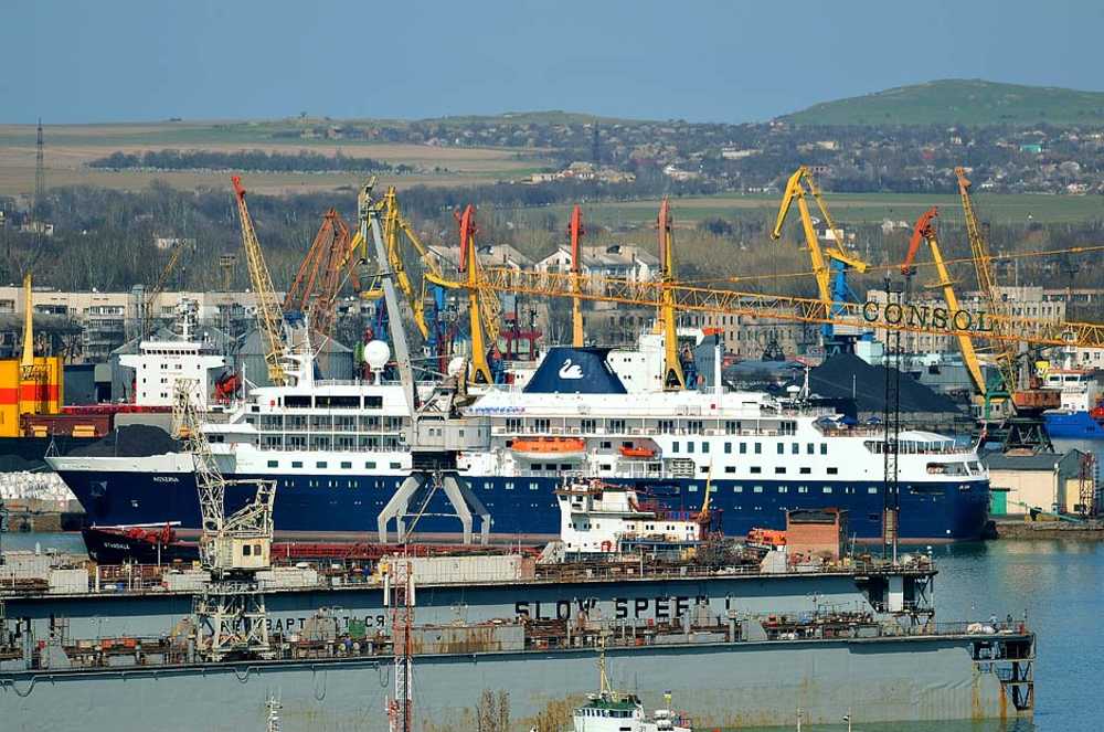 Феодосийский торговый порт 