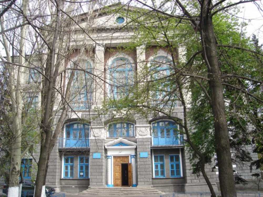 Общеобразовательная школа І - ІІІ ступеней №7  города Енакиево    